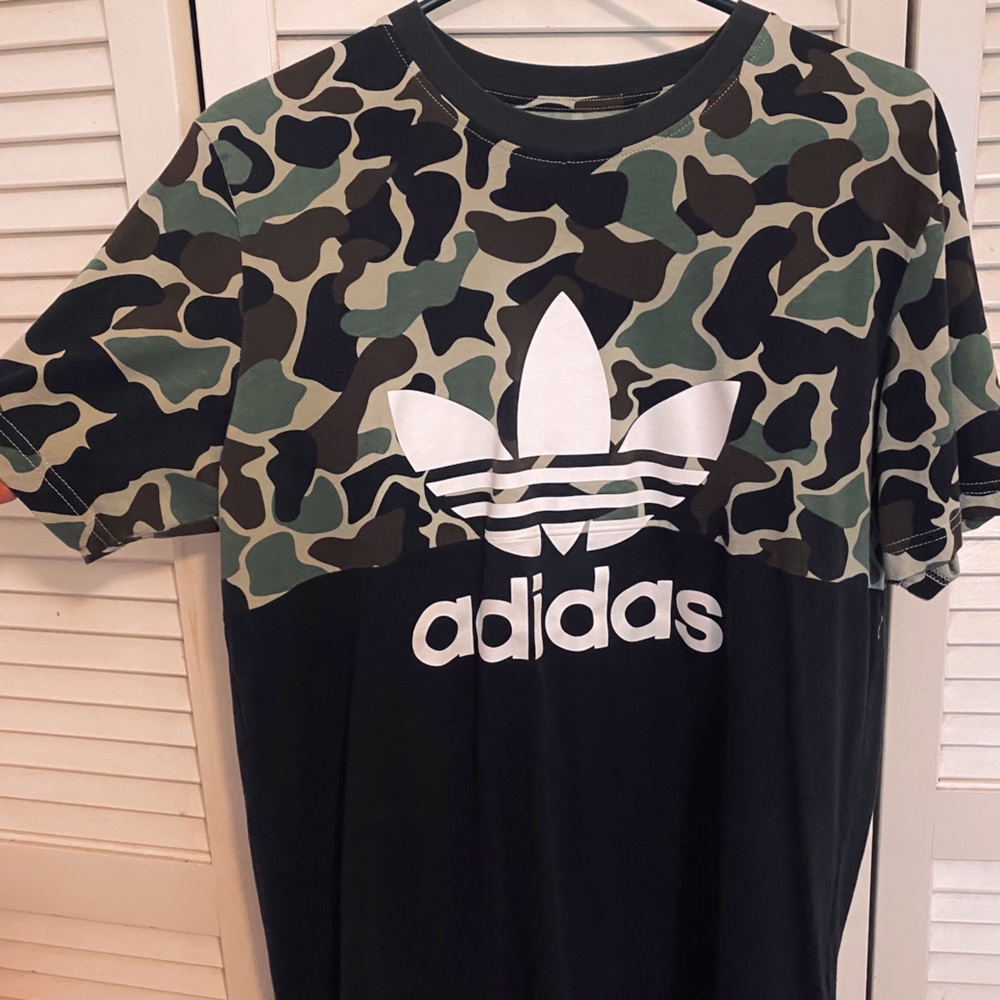 Adidas T Shirt